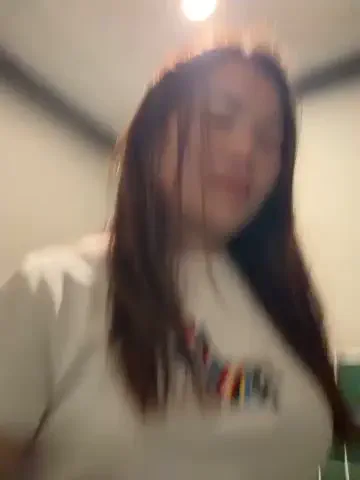 emily_9xx