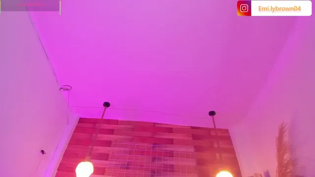 emily_brown04