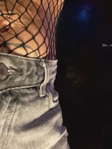 etwas_neugierig