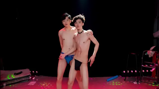 exo-cbz2