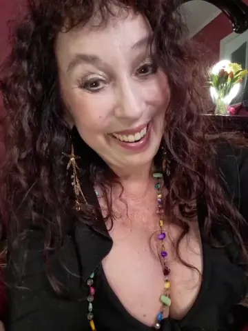 gypsyesmeralda