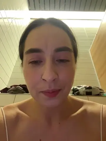 holly_play