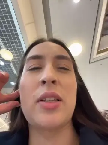 holly_play