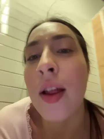 holly_play