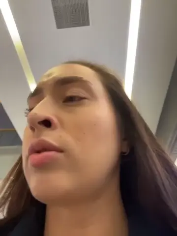 holly_play