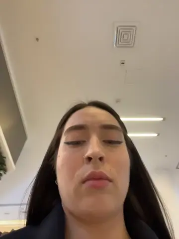 holly_play