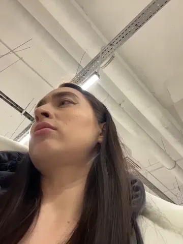 holly_play