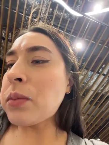 holly_play