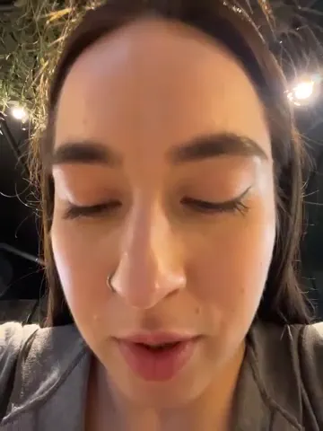holly_play