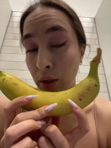 holly_play