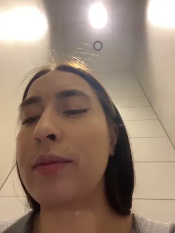 holly_play