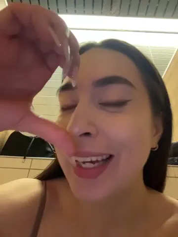 holly_play