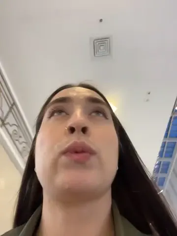 holly_play