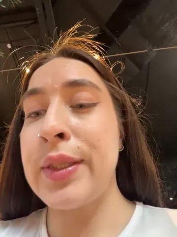 holly_play