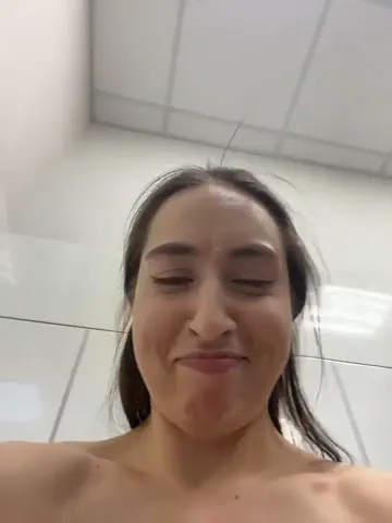 holly_play