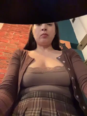 holly_play
