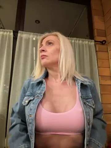 hotladyluna