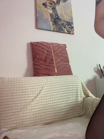 hugeboobsalice