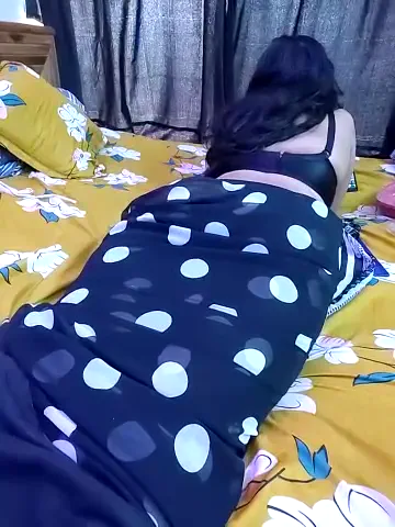 kaamuk_shweta