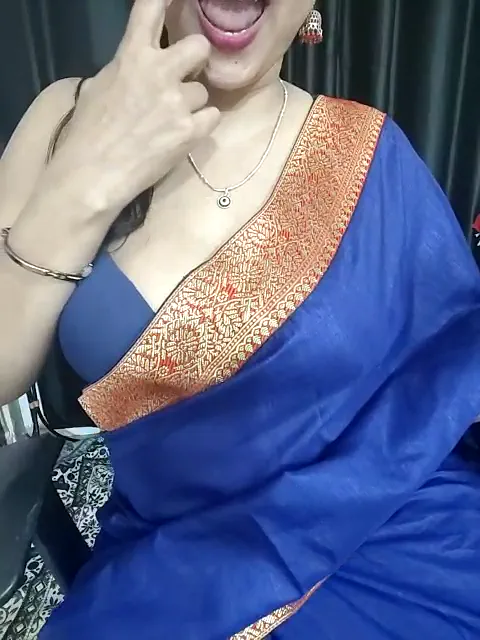 kaamuk_shweta