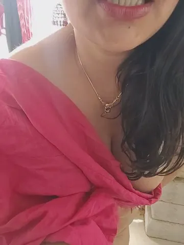 kaamuk_shweta