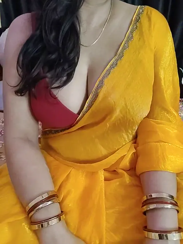 kaamuk_shweta