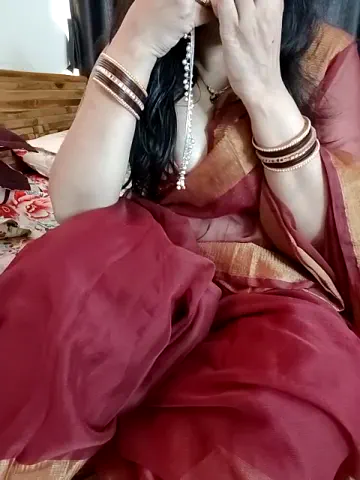 kaamuk_shweta