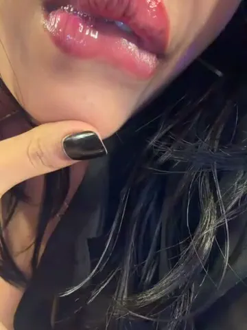 karishma-strip