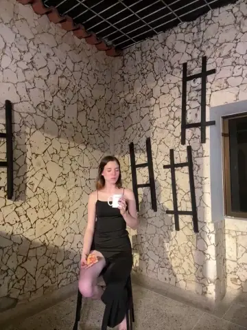 kevin_hotgirls