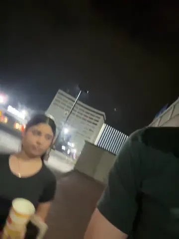 kevin_hotgirls
