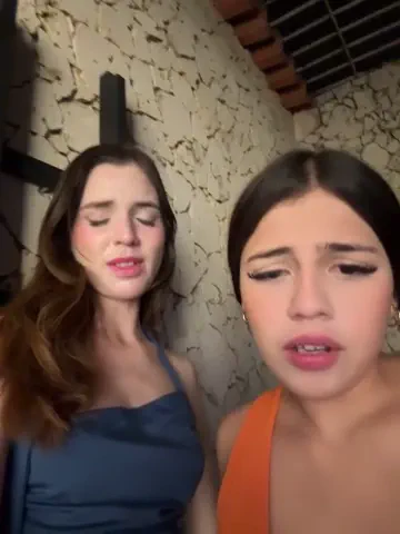kevin_hotgirls