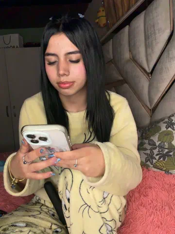 laura-khalifa