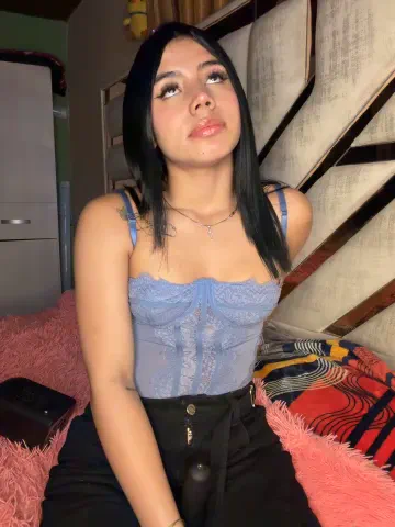laura-khalifa