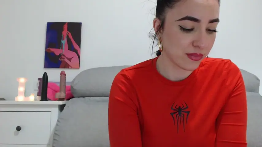leilacam25