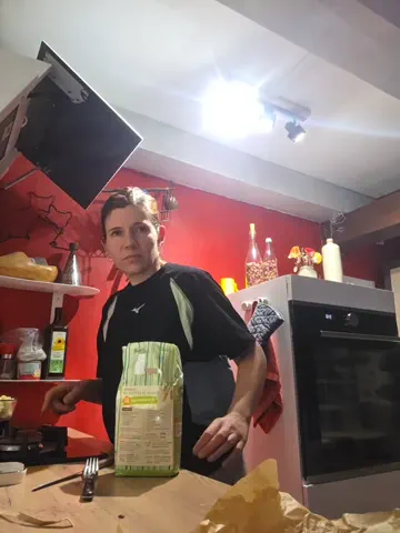 lina_lou4