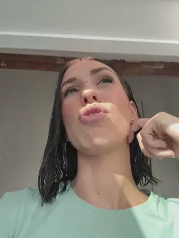 lola_tentatiion
