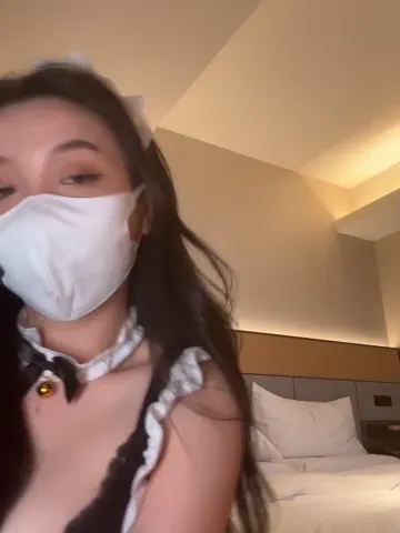nayomi_34f