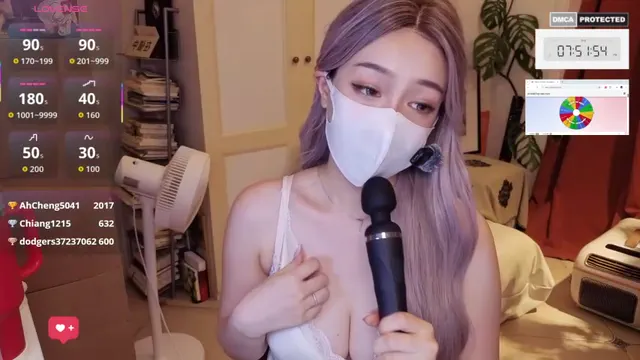 nayomi_34f