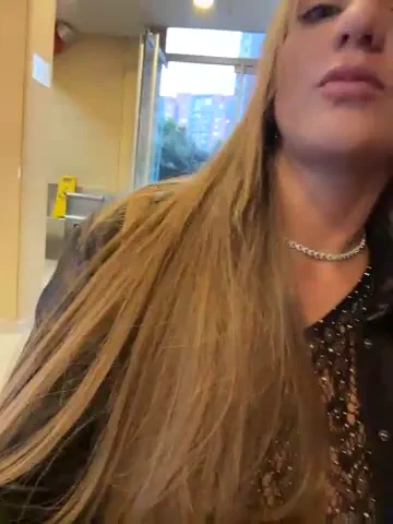 ninabigtitied