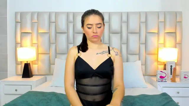 paola_katy_dicks