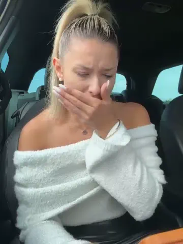 petrouchkaaa_