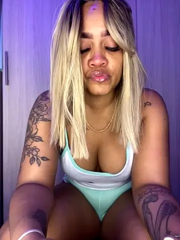 riri_brunnete