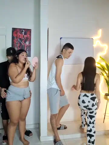 royalgirls_x