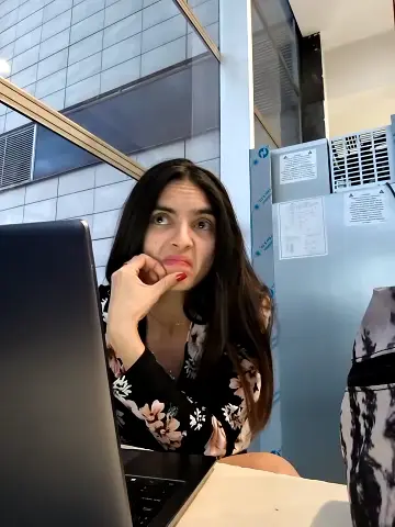 sam_sara