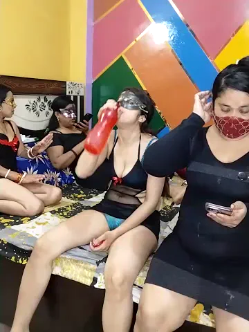 sexy_anaamika