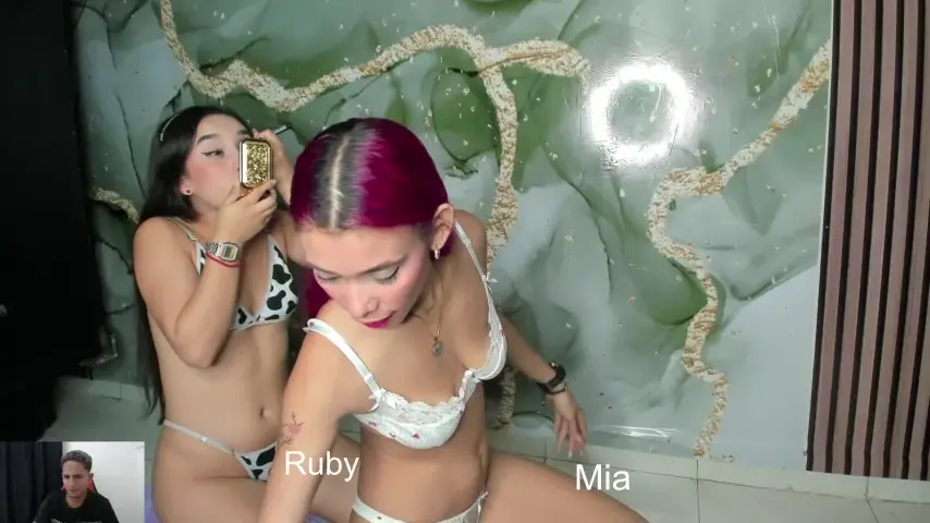 sexy_latinas_69