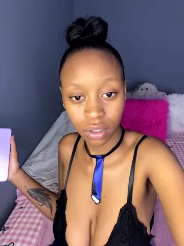 sexypetitex25