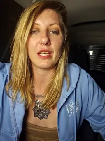 sheissomething