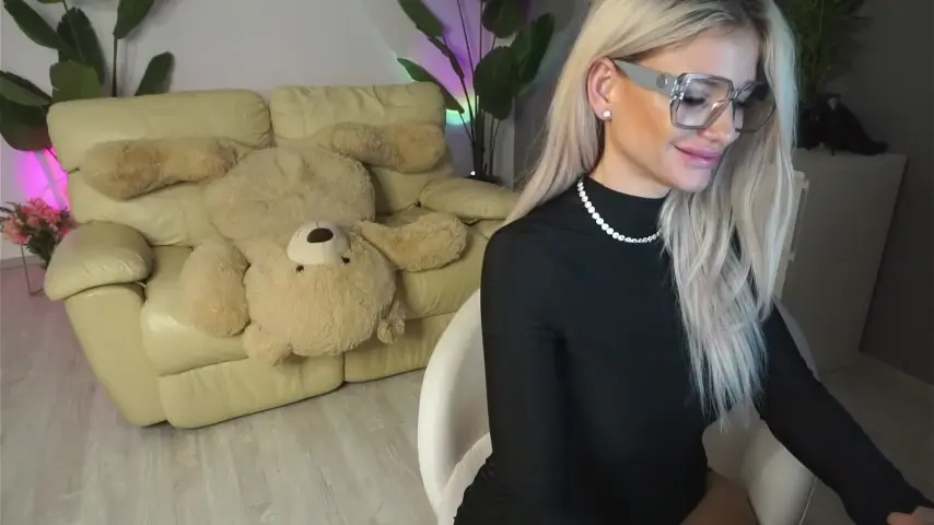 sweetblondy35