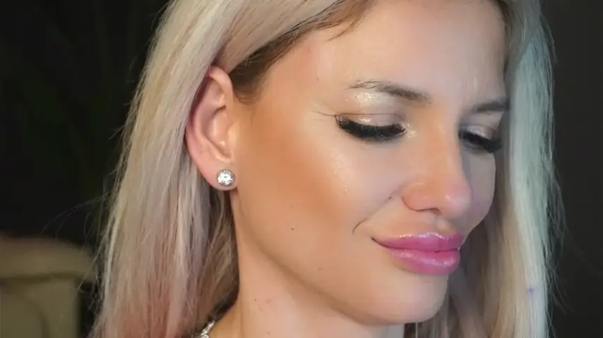 sweetblondy35